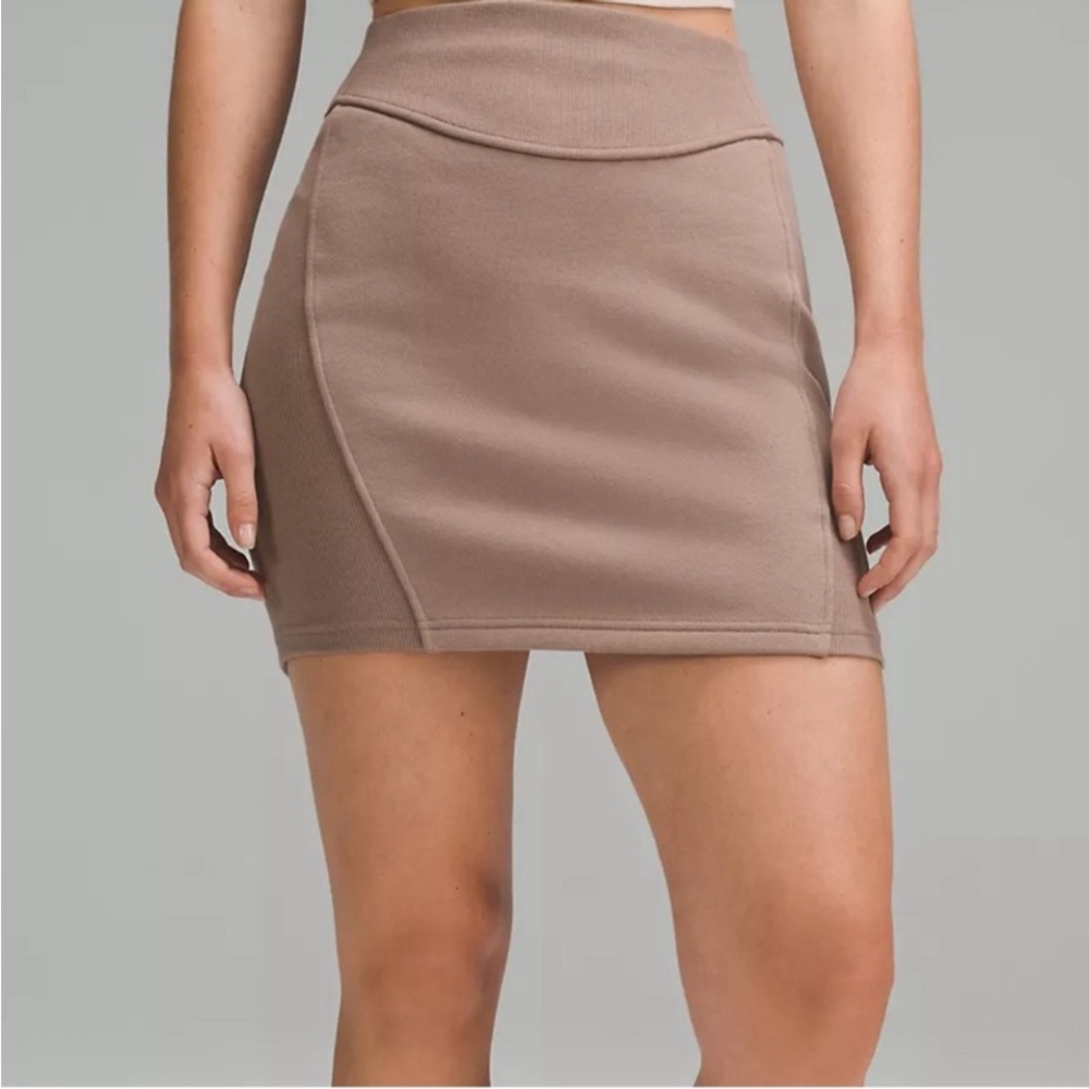 SOLD!!!  Lululemon scuba HR mini skirt NWOT